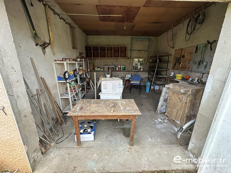 Maison - 180 m² - 9 pièces