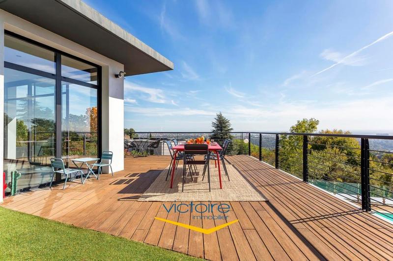 Maison - 183 m² - 5 pièces