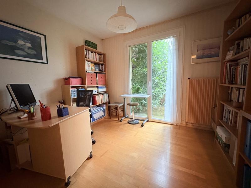 Maison traditionnelle - 84 m² - 4 pièces