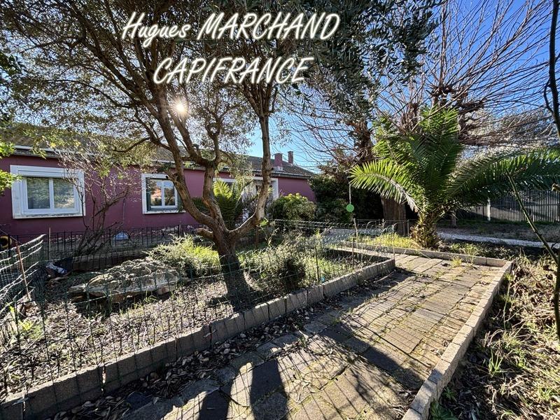 Maison - 440 m² - 16 pièces