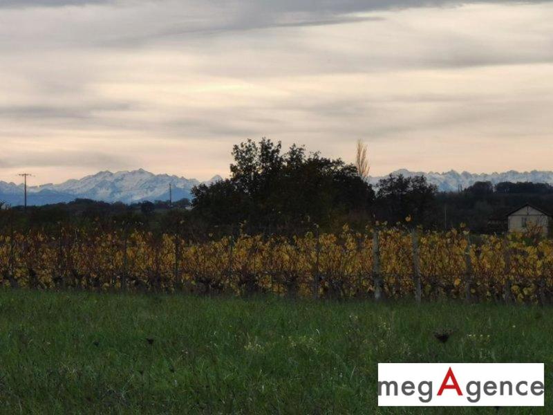 Terrain constructible - 2 500 m²