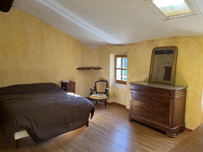 Propriété - 190 m² - 7 pièces