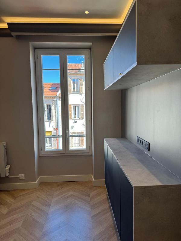 Studio - 16 m² - 1 pièce