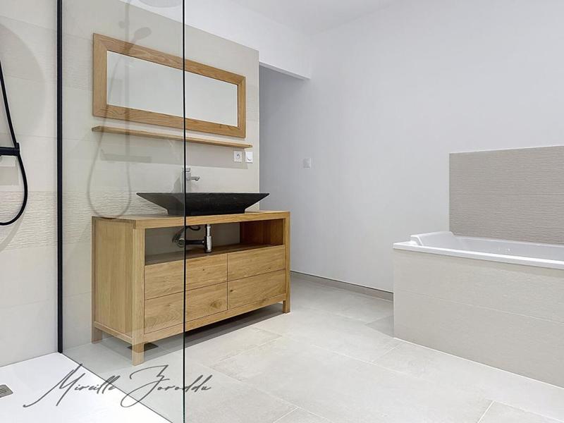 Maison - 177 m² - 5 pièces