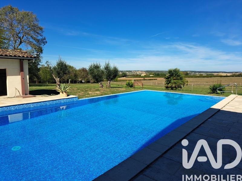 Maison - 289 m² - 7 pièces