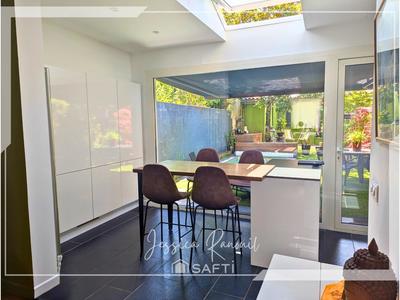 Maison - 163 m² - 5 pièces