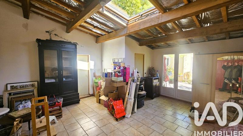 Maison - 200 m² - 6 pièces