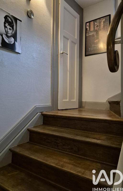 Maison - 178 m² - 9 pièces