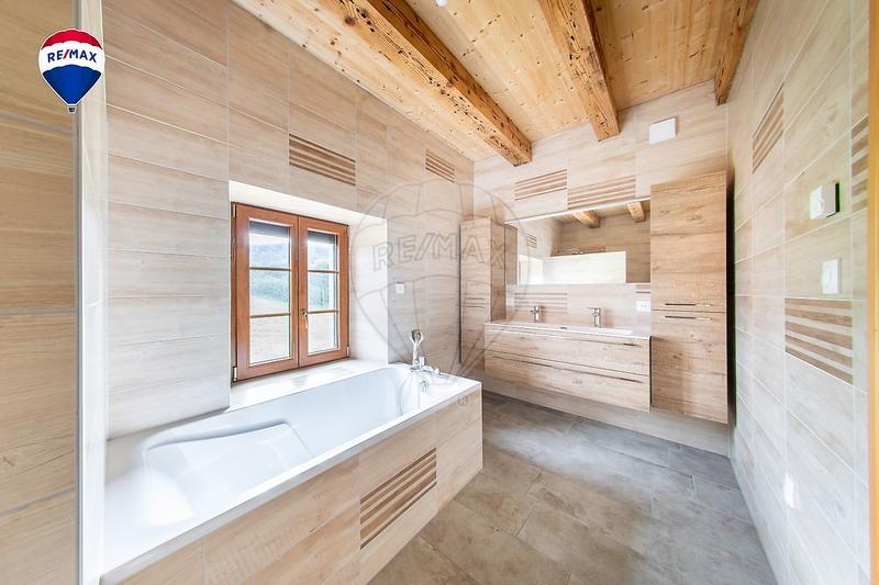 Immeuble - 477 m² - 15 pièces