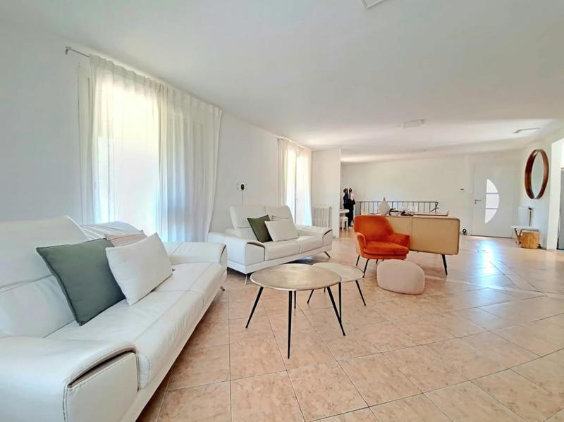 Maison - 139 m² - 4 pièces