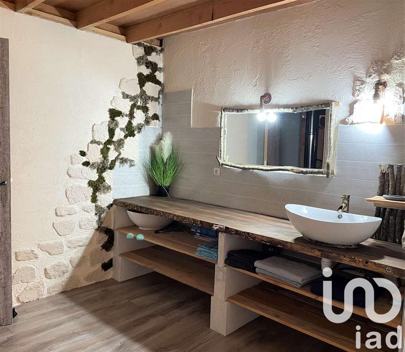 Maison - 258 m² - 5 pièces