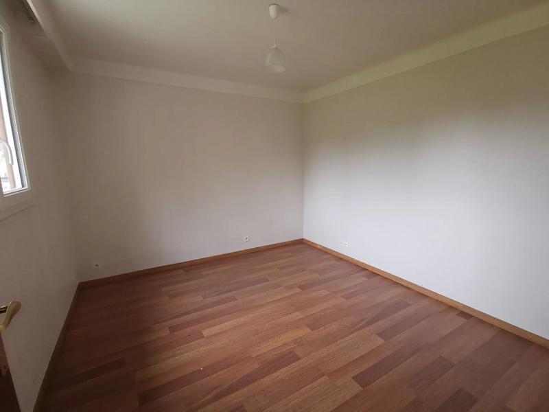 Maison - 102 m² - 4 pièces