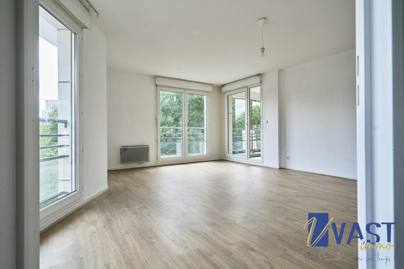 Appartement - 102 m² - 4 pièces
