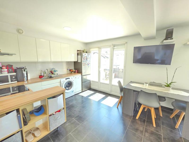 Appartement - 43 m² - 3 pièces