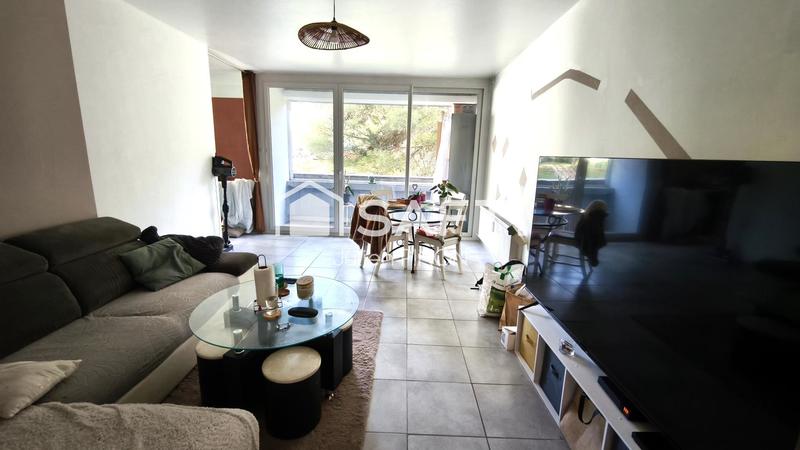 Appartement - 85 m² - 5 pièces