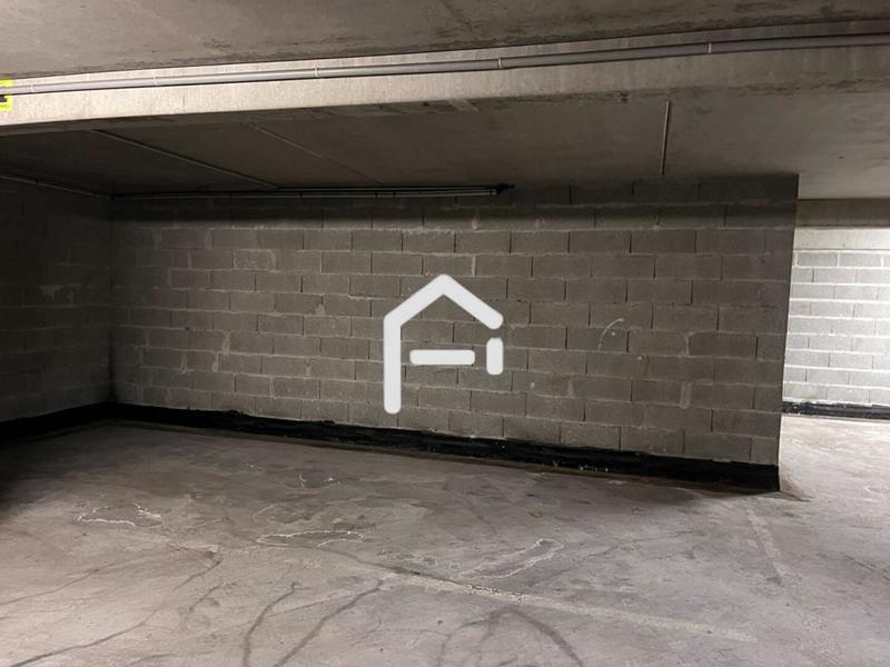Parking - 13 m²