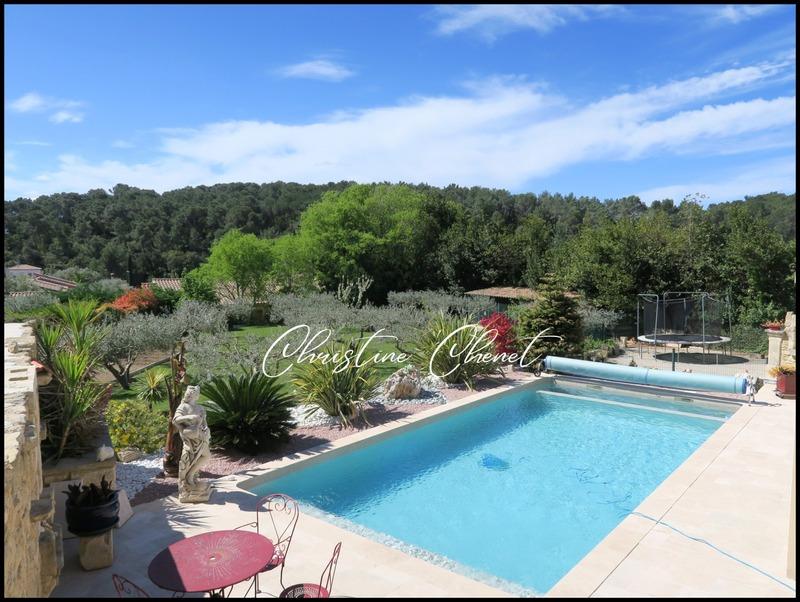 Maison - 174 m² - 5 pièces