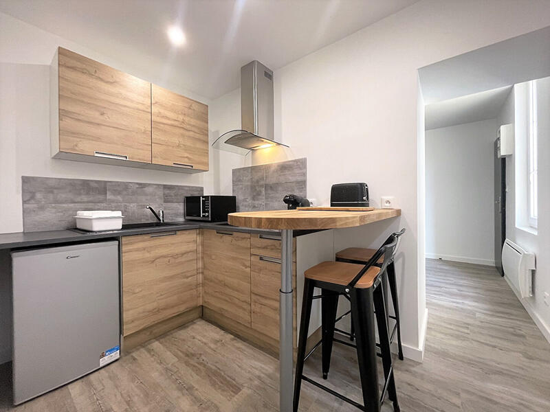 Immeuble - 9 pièces