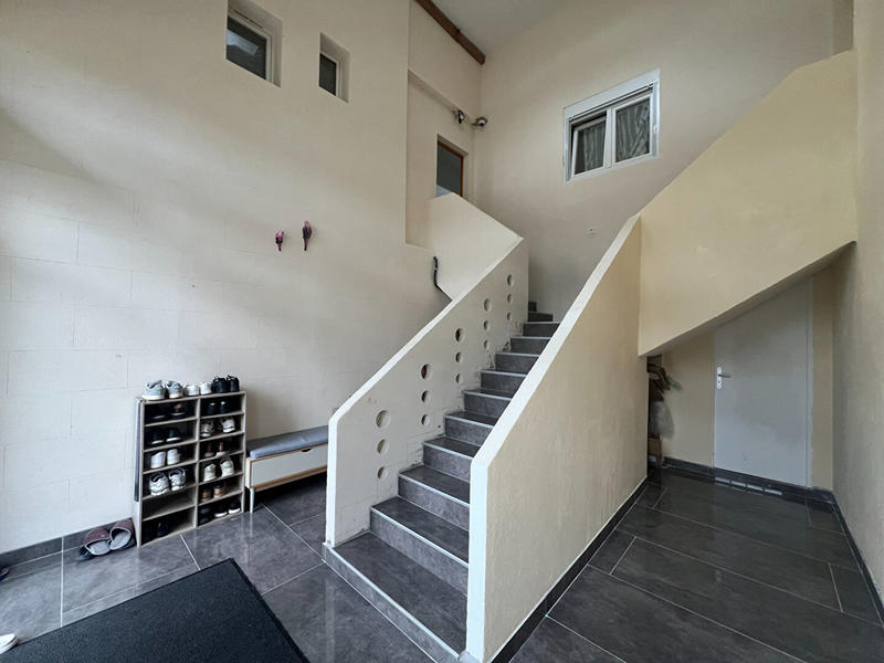 Maison - 191 m² - 8 pièces