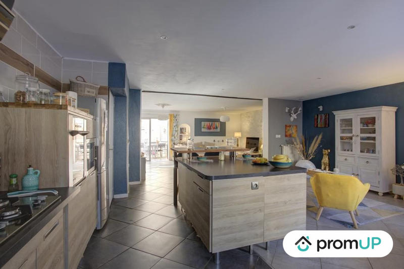 Maison - 170 m² - 6 pièces