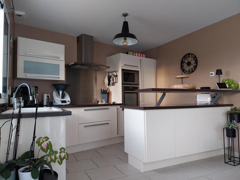 Maison - 137 m² - 6 pièces