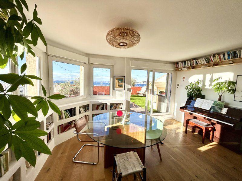 Penthouse - 90 m² - 4 pièces