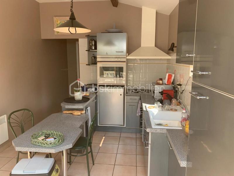 Maison en pierre - 240 m² - 10 pièces