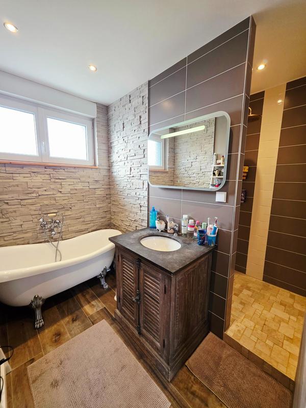 Maison - 137 m² - 6 pièces