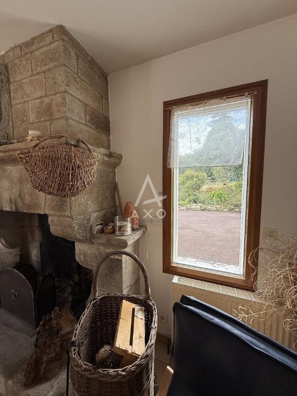 Maison - 210 m² - 9 pièces