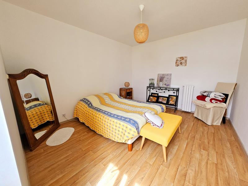 Maison de maîtres - 230 m² - 9 pièces