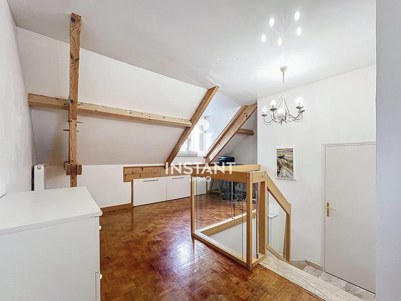 Maison - 158 m² - 7 pièces