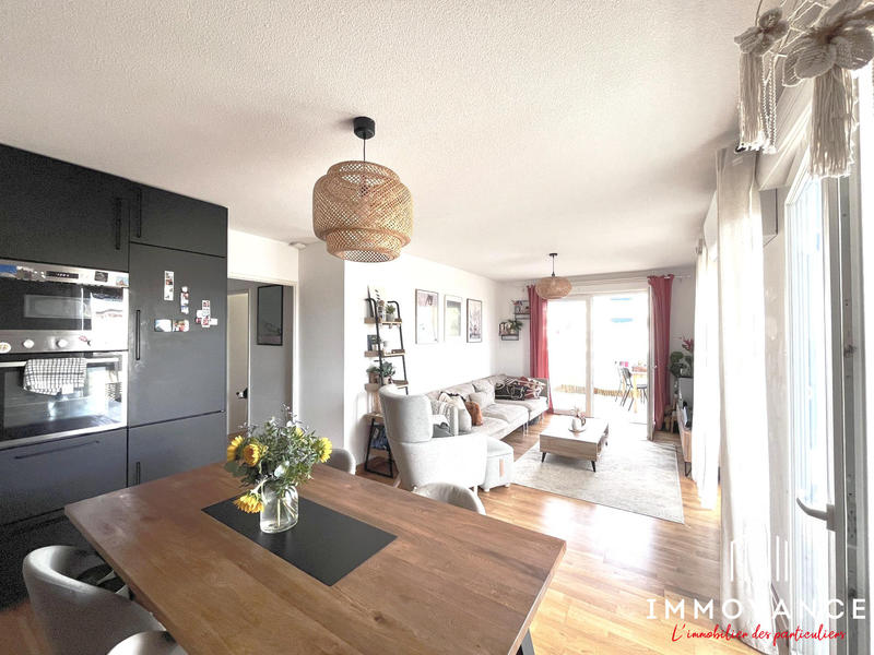 Appartement - 64 m² - 3 pièces