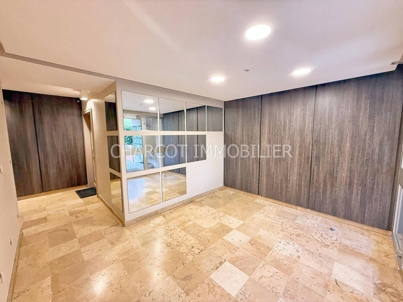 Appartement - 102 m² - 5 pièces