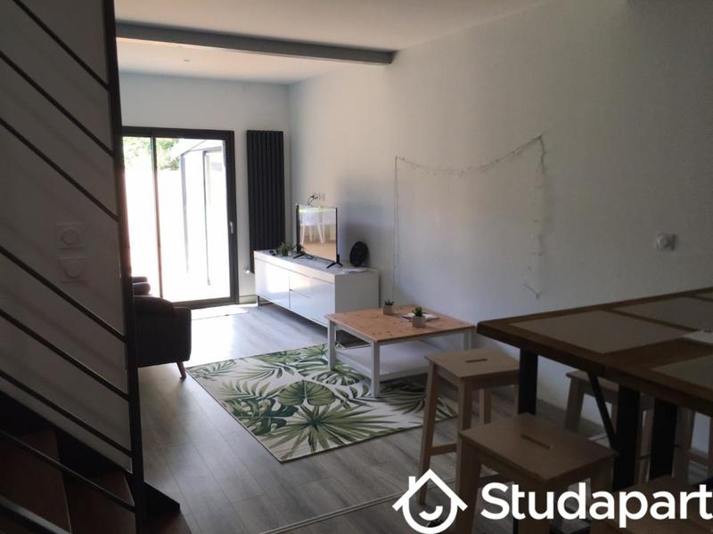 Chambre - 13 m² - 1 pièce