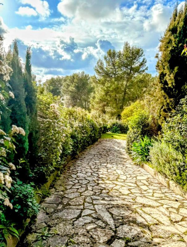 Villa - 193 m² - 7 pièces