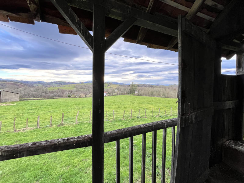 Maison - 400 m² - 11 pièces