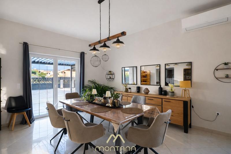 Maison - 177 m² - 6 pièces