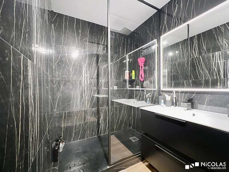 Appartement - 56 m² - 2 pièces