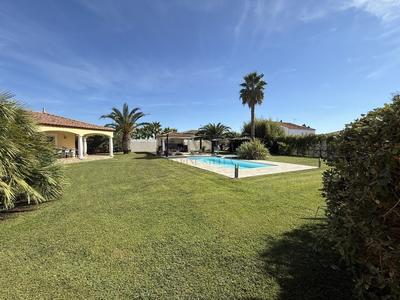 Villa - 188 m² - 6 pièces