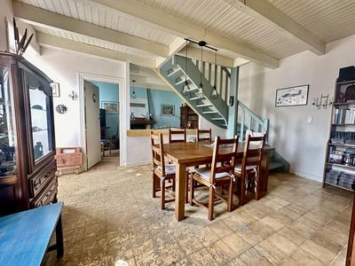 Maison - 64 m² - 4 pièces