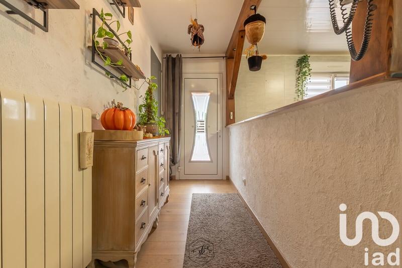 Maison - 127 m² - 8 pièces