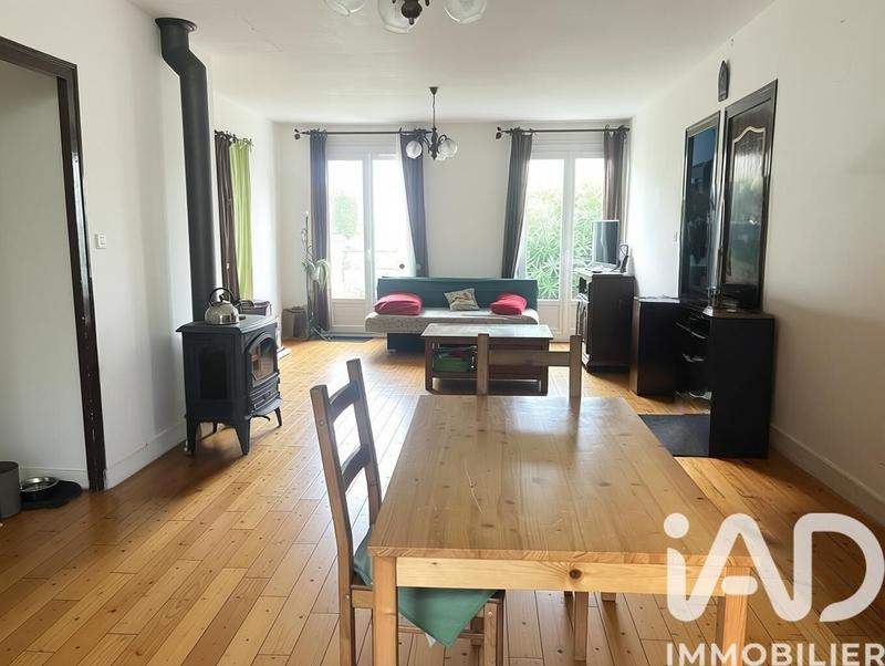 Maison - 91 m² - 5 pièces