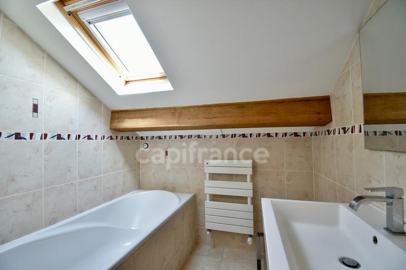 Maison - 146 m² - 6 pièces