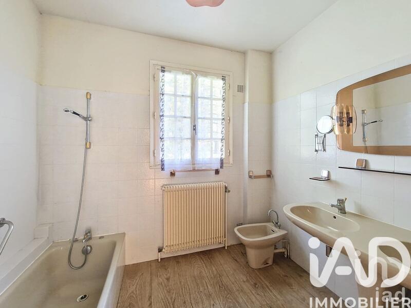 Maison - 169 m² - 7 pièces