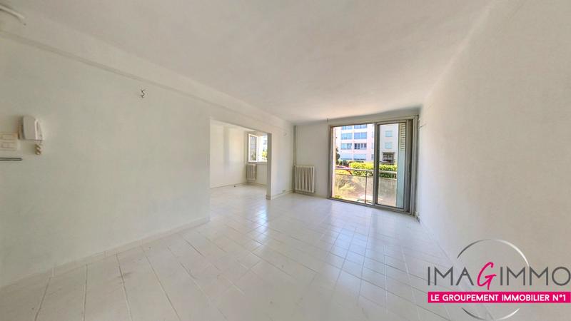 Appartement - 64 m² - 4 pièces