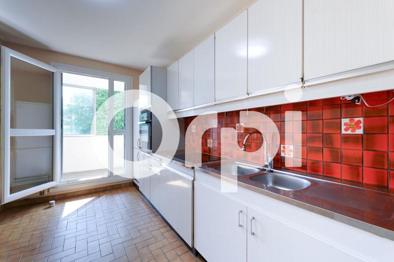 Appartement - 81 m² - 3 pièces