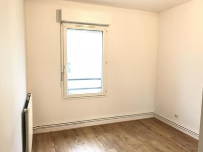 Appartement ancien - 61 m² - 3 pièces