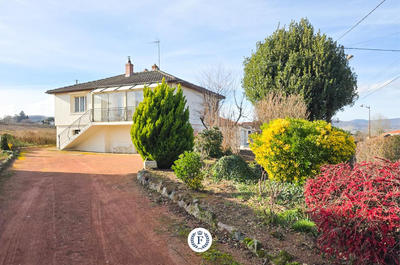 Maison - 110 m² - 4 pièces