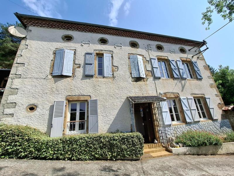 Maison - 147 m² - 7 pièces