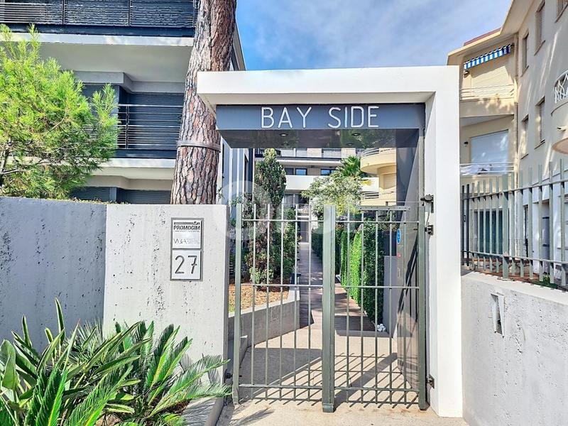 Studio - 30 m² - 1 pièce